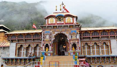 Badrinath Temple1
